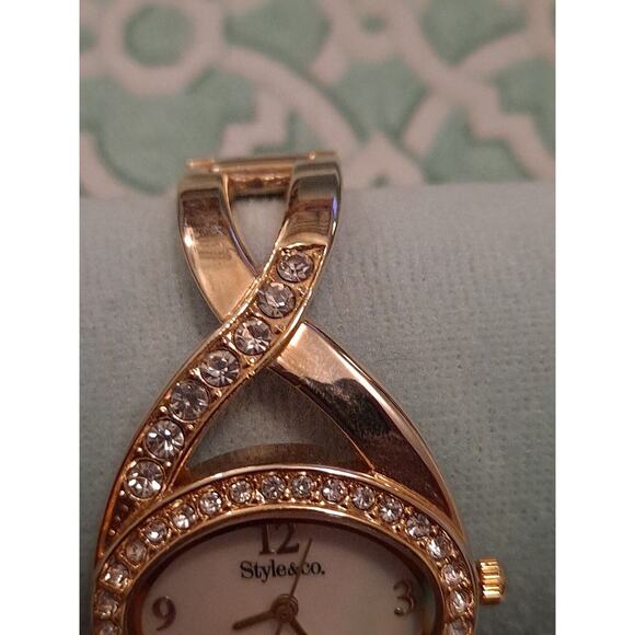 Style & Co Crystal Jeweled Watch Goldtone Pearl Face Watch - Picture 4 of 12
